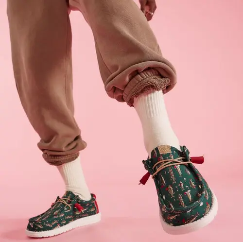 HEYDUDE Wally Merry Fishmas Lure – Multi/Green online